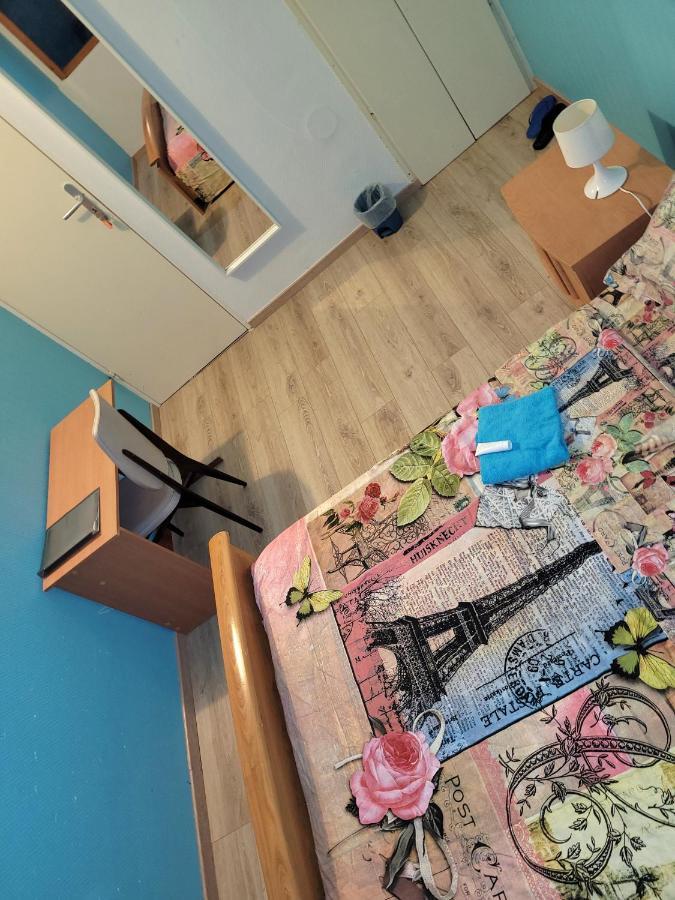 Chambre Privee, Proche Aeroport Paris-Orly Athis-Mons Bilik gambar